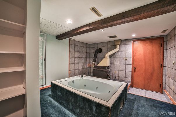Bathroom, Interior, Recessed Lighting, Wooden Beams