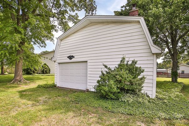 Backyard, Detached Garage, Exterior