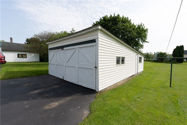 Backyard, Detached Garage, Exterior