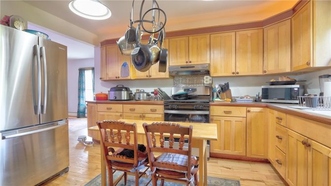 Dining room, Interior, Kitchen, Stainless Steel Appliances, Wood Texture Flooring