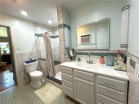 Bathroom, Interior, Recessed Lighting, Wood Texture Flooring