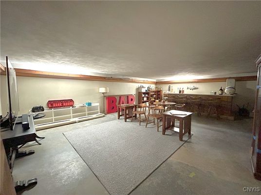 Dining room, Interior