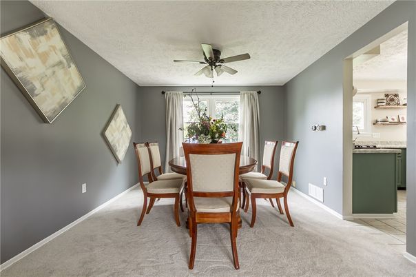 Dining room, Interior