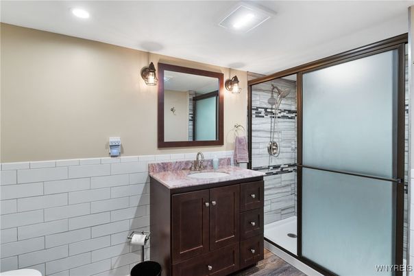 Bathroom, Interior, Recessed Lighting, Wood Texture Flooring