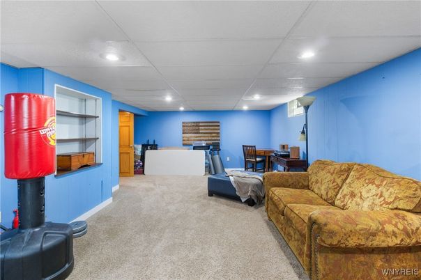 Fitness Equipment, Interior, Recessed Lighting
