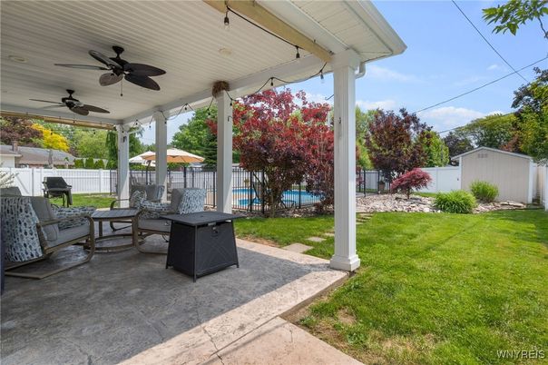 Backyard, Exterior