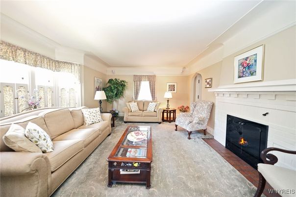 Fireplace, Interior, Living room