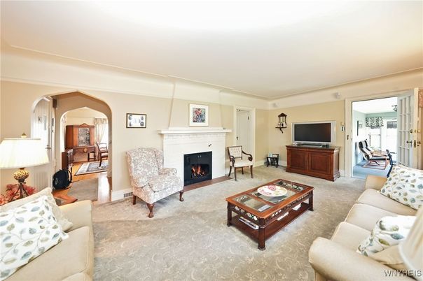 Fireplace, Interior, Living room