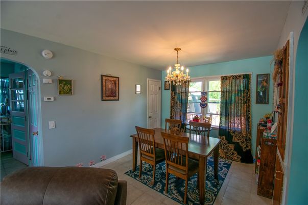 Chandelier, Dining room, Interior