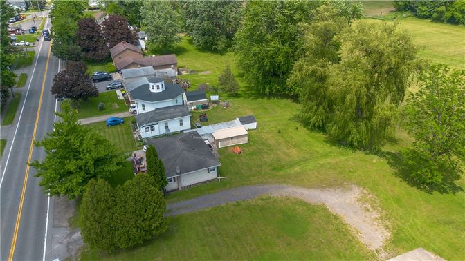Exterior, Drone