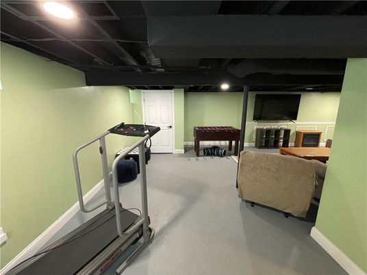 Fitness Equipment, Interior, Recessed Lighting