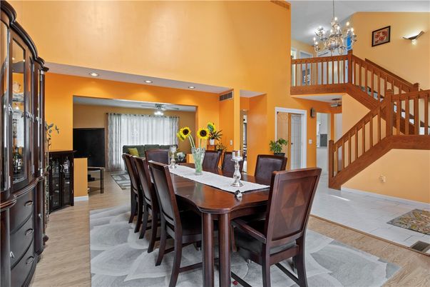Chandelier, Dining room, Interior, Recessed Lighting, Wood Texture Flooring