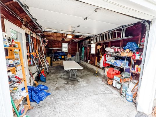 Garage, Interior, Wooden Walls