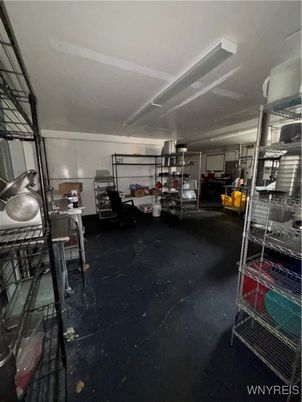 Garage, Interior