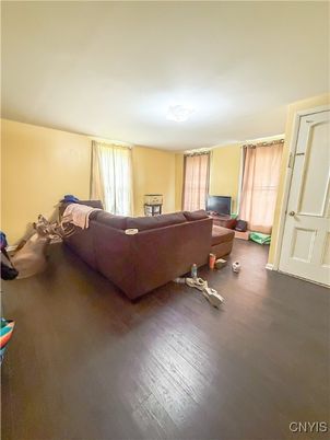 Fitness Equipment, Interior, Living room, Wood Texture Flooring