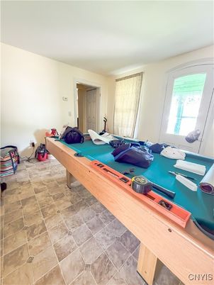 Billiard Table, Game Room, Interior