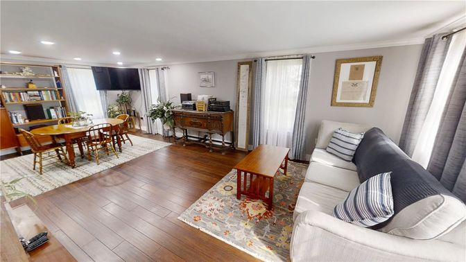 Dining room, Interior, Living room, Recessed Lighting, Wood Texture Flooring