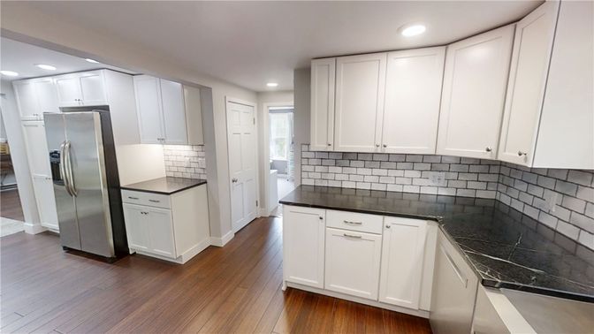 Interior, Kitchen, Recessed Lighting, Wood Texture Flooring
