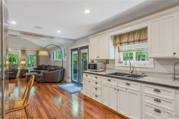 Interior, Kitchen, Living room, Recessed Lighting, Wood Texture Flooring