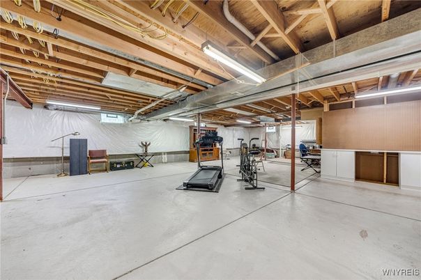 Fitness Equipment, Interior, Wooden Beams, Wooden Ceilings