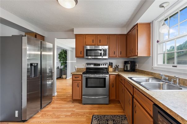 Interior, Kitchen, Stainless Steel Appliances, Wood Texture Flooring