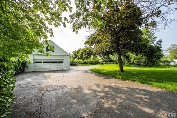 Backyard, Detached Garage, Exterior