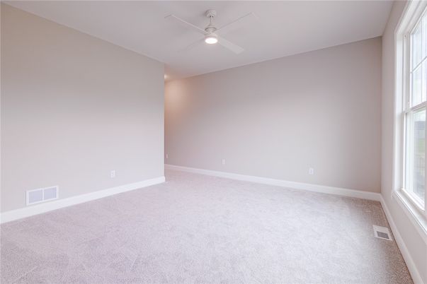 Empty room, Interior, Recessed Lighting