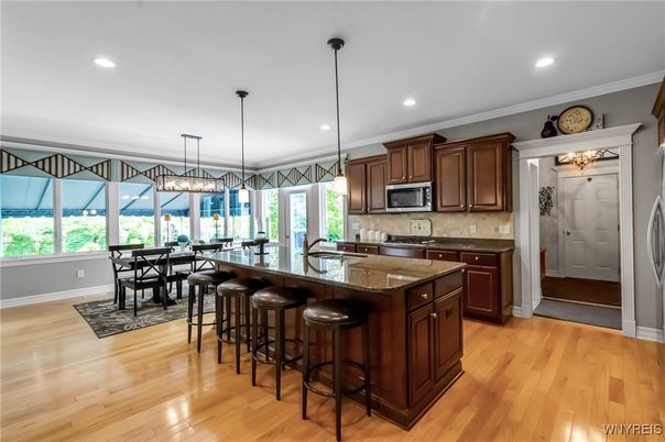 Chandelier, Dining room, Interior, Kitchen, Pendant Lights, Recessed Lighting, Wood Texture Flooring