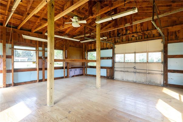 Empty room, Interior, Wooden Beams, Wooden Ceilings, Wood Texture Flooring, Wooden Walls