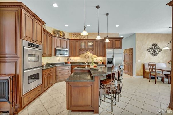 Dining room, Interior, Kitchen, Pendant Lights, Recessed Lighting, Stainless Steel Appliances