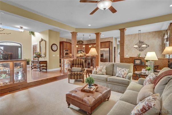 Interior, Kitchen, Living room, Pendant Lights, Recessed Lighting, Stainless Steel Appliances