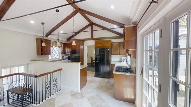 Interior, Kitchen, Pendant Lights, Recessed Lighting, Wooden Beams