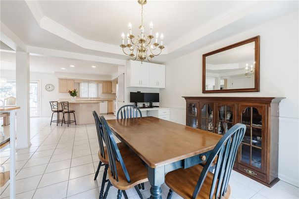 Chandelier, Dining room, Interior, Kitchen, Recessed Lighting