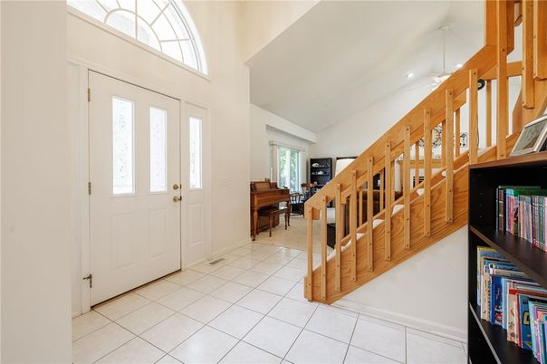 Interior, Piano, Recessed Lighting