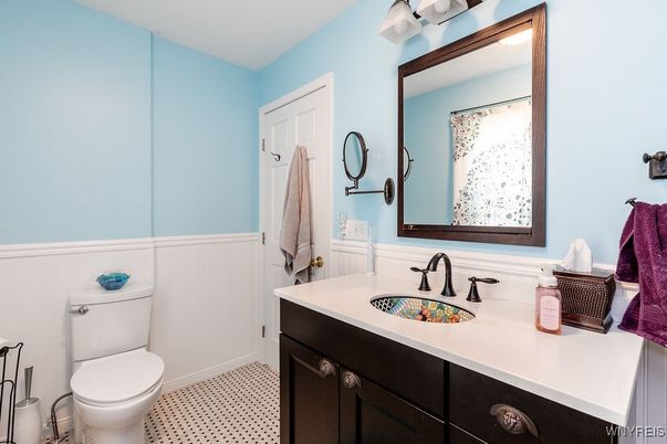 Bathroom, Interior