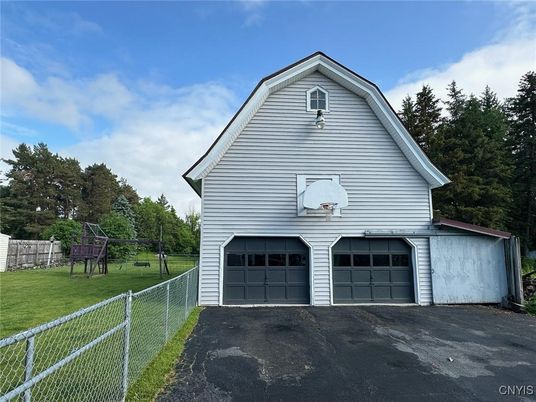 Backyard, Detached Garage, Exterior