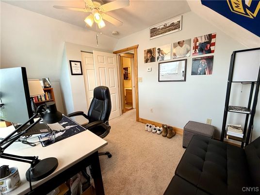 Home Office, Interior