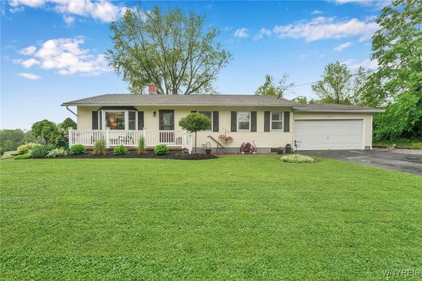 Attached, Backyard, Exterior, Facade, Ranch