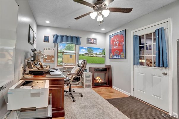 Home Office, Interior, Recessed Lighting, Wood Texture Flooring