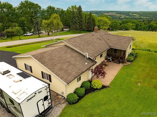 Exterior, Drone