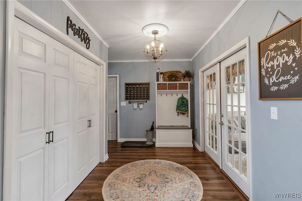 Chandelier, Interior, Wood Texture Flooring
