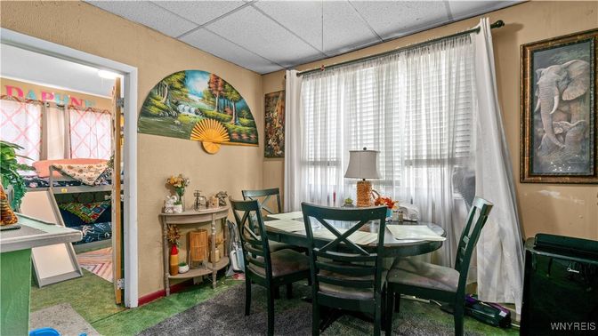 Dining room, Interior