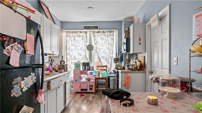 Interior, Kitchen, Recessed Lighting, Wood Texture Flooring