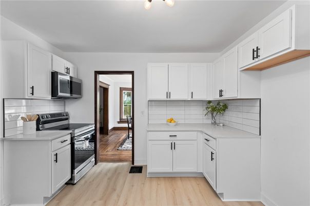Interior, Kitchen, Stainless Steel Appliances, Wood Texture Flooring