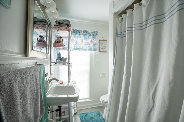 Bathroom, Interior