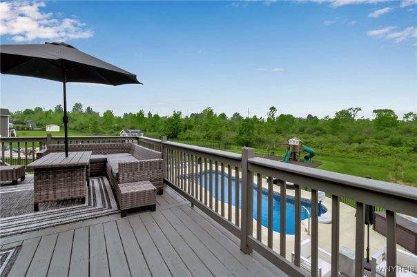 Exterior, Playground, Pool
