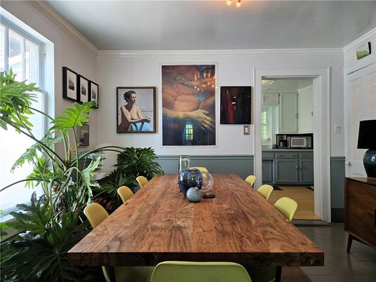 Dining room, Interior