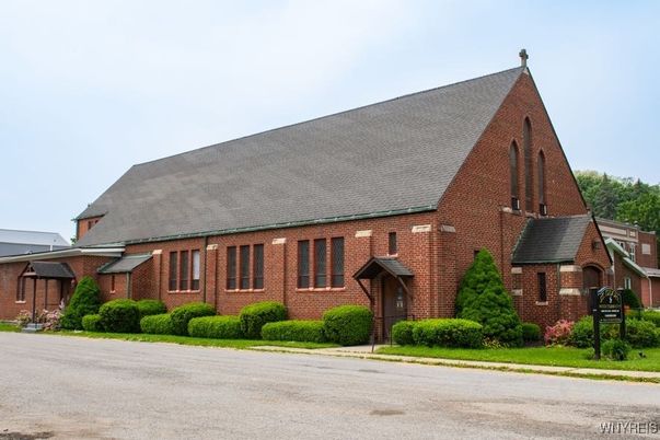 Exterior, Facade, Brick Facade, Brick Traditional