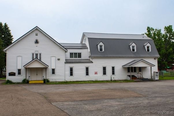 Attached, Exterior, Facade, Solar Panels, Farmhouse