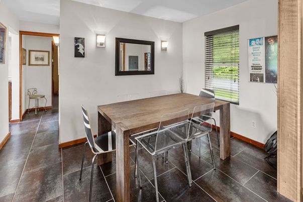 Dining room, Interior